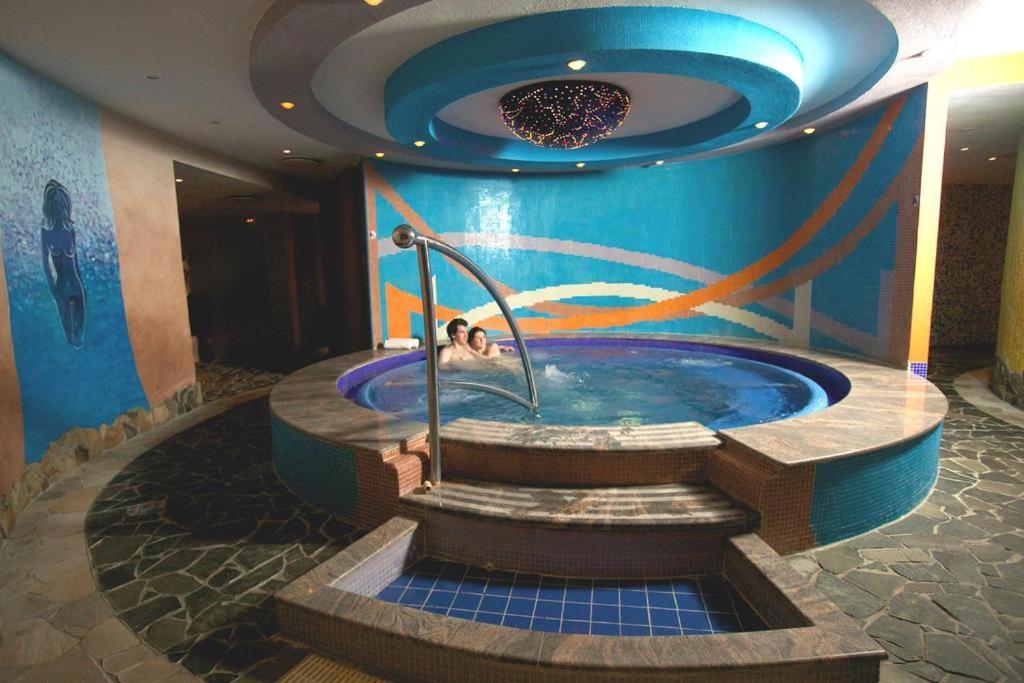 Wellness Hotel Besenova Exterior photo